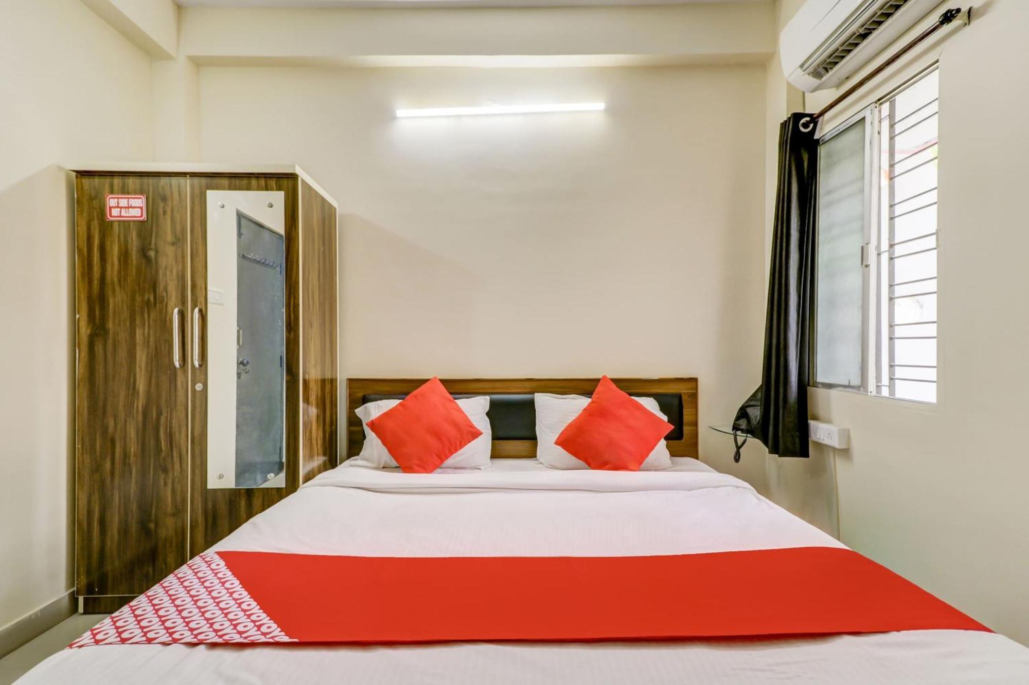 Hotel O The Crown Inn Nagpur Bagian luar foto